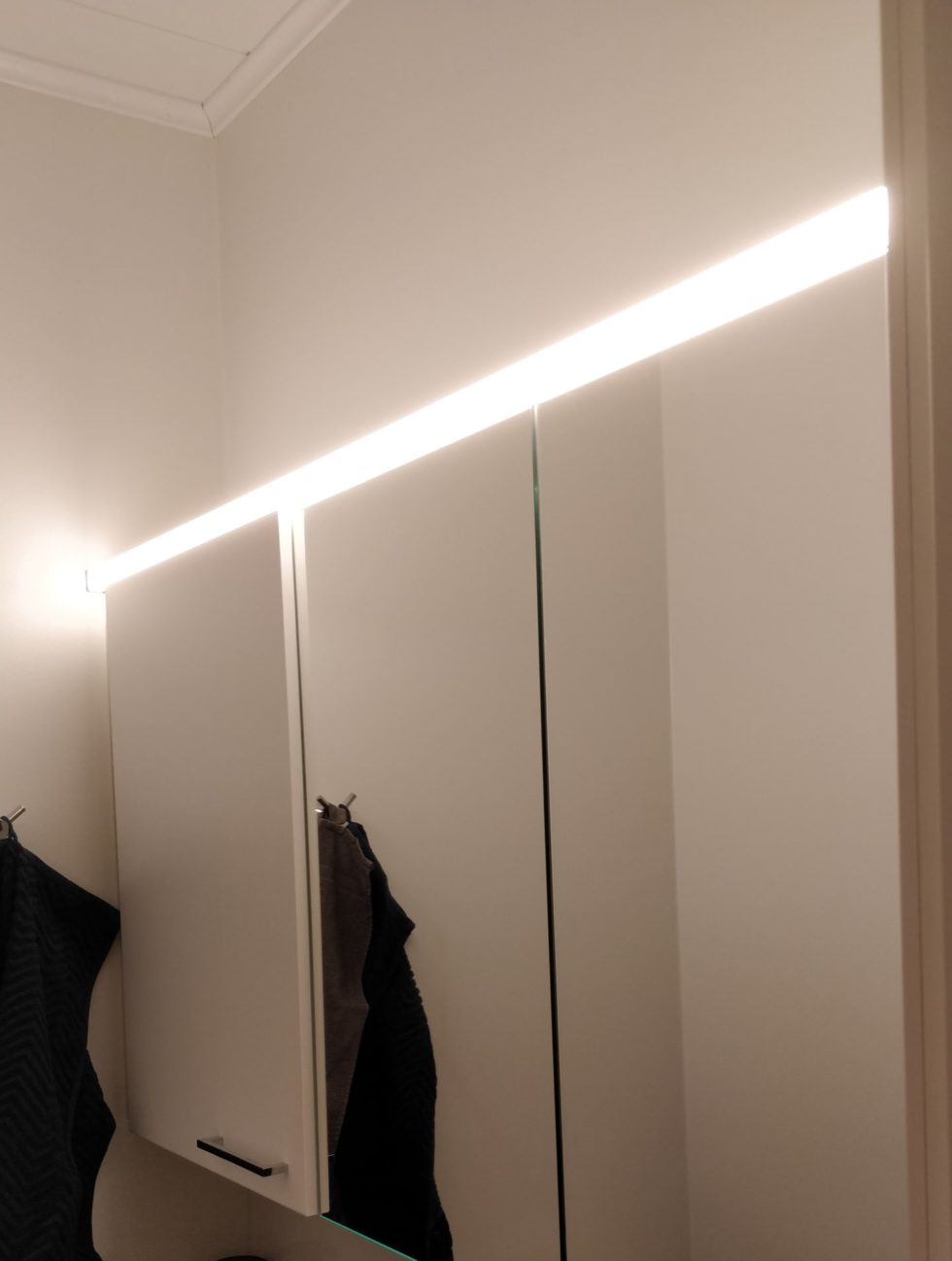 CC-LED-Nauha 19,2W/m CRI^90 24V 1700lm/m IP20 - Image 2